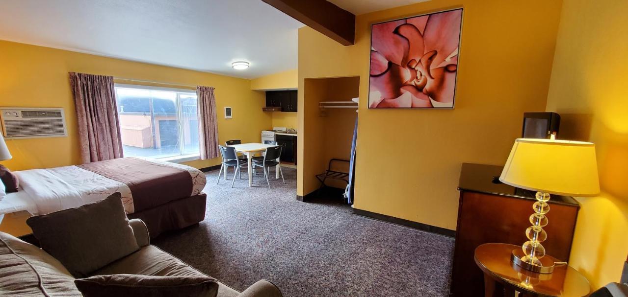 Olympic Inn & Suites Aberdeen Bagian luar foto