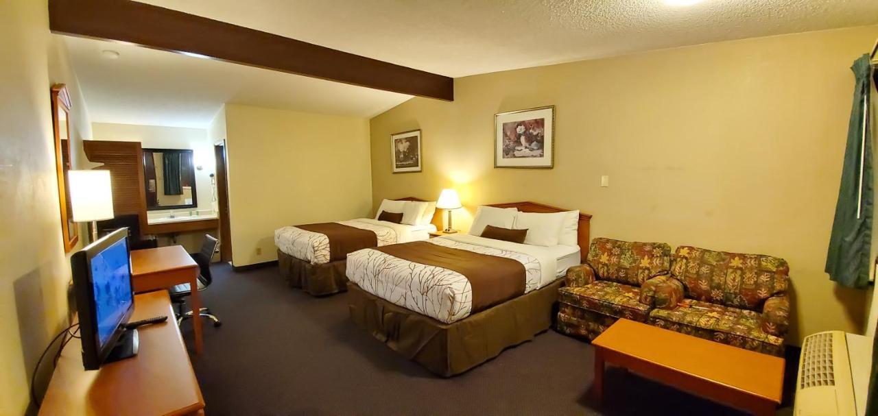Olympic Inn & Suites Aberdeen Bagian luar foto